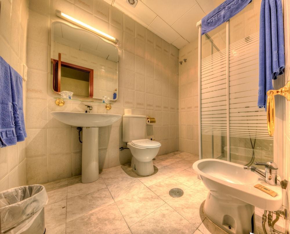Hotel Sandra Alcala de Guadaira Luaran gambar
