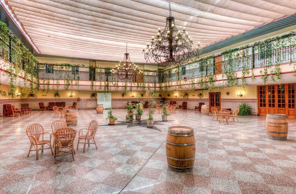 Hotel Sandra Alcala de Guadaira Luaran gambar