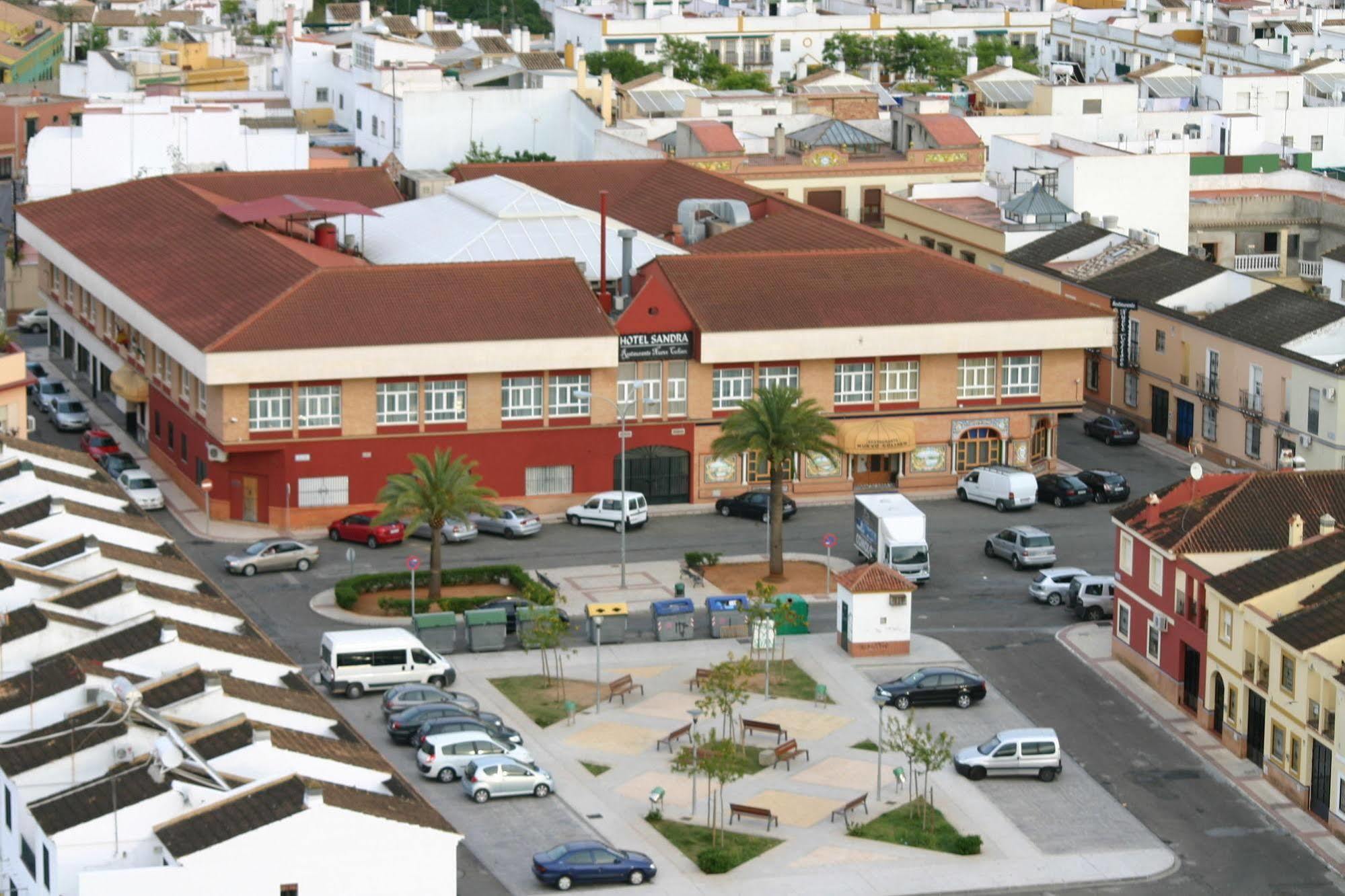 Hotel Sandra Alcala de Guadaira Luaran gambar