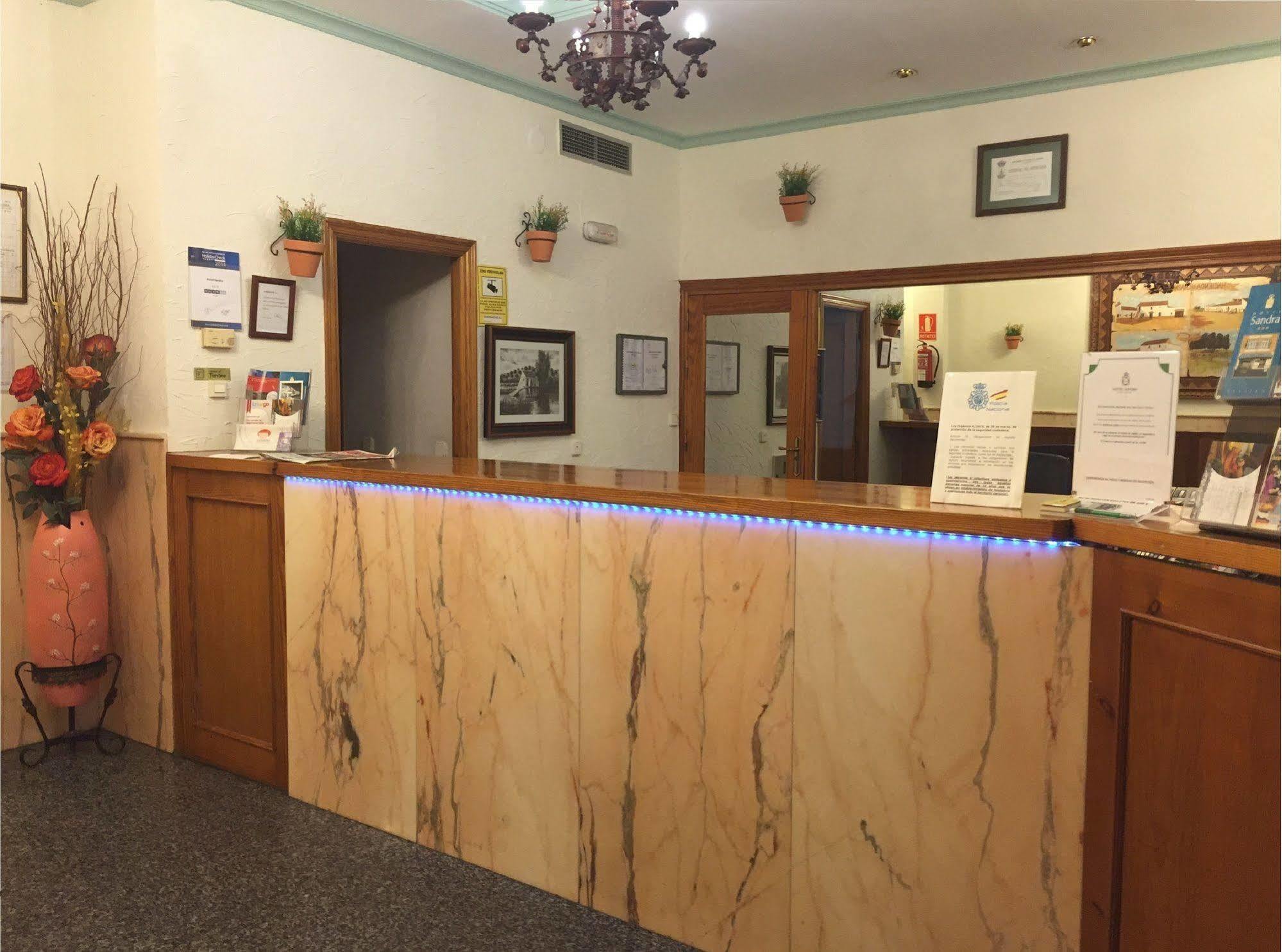 Hotel Sandra Alcala de Guadaira Luaran gambar